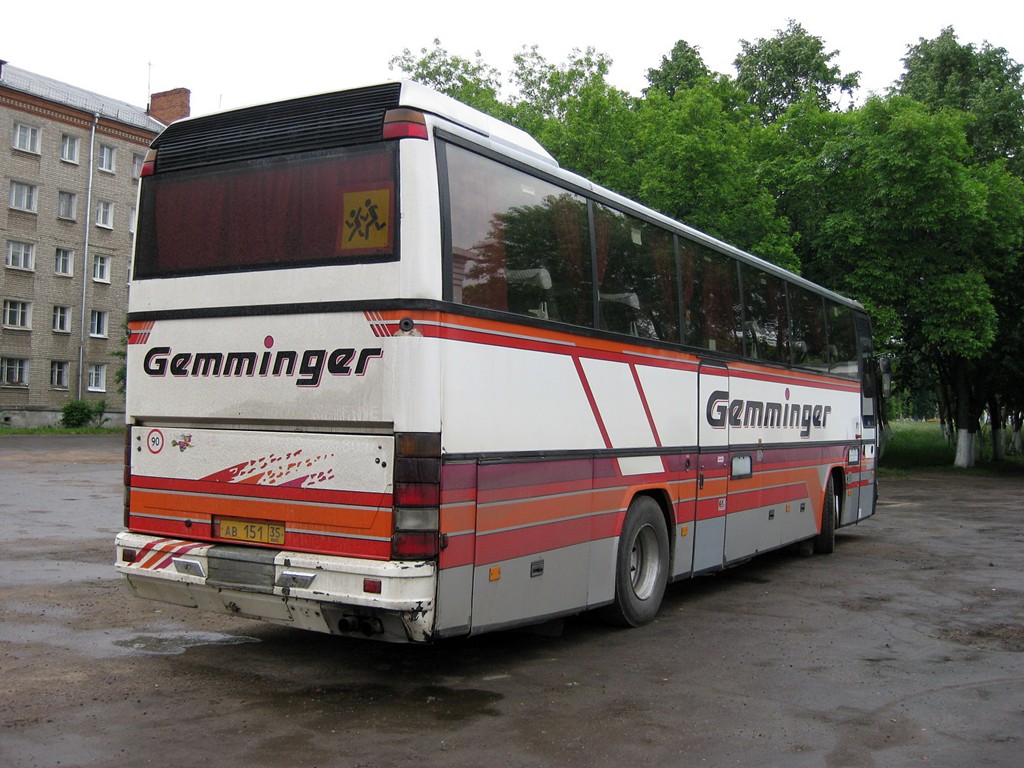 Вологодская область, Neoplan N316SHD Transliner № АВ 151 35