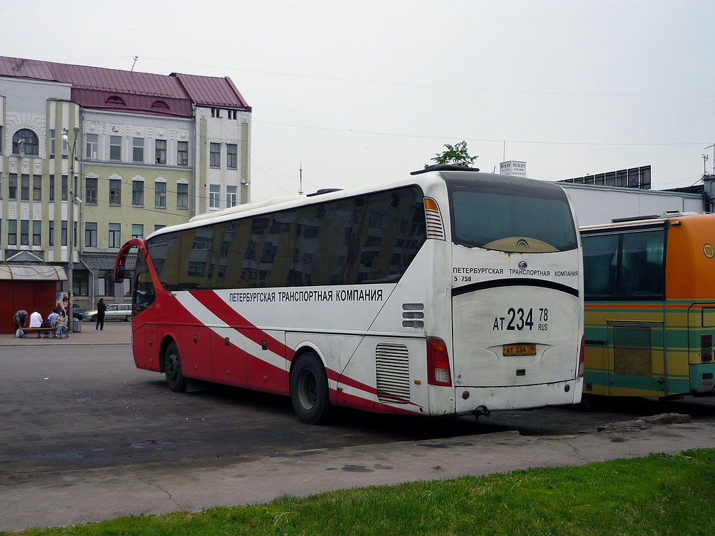 Санкт-Петербург, Yutong ZK6119HA № n750