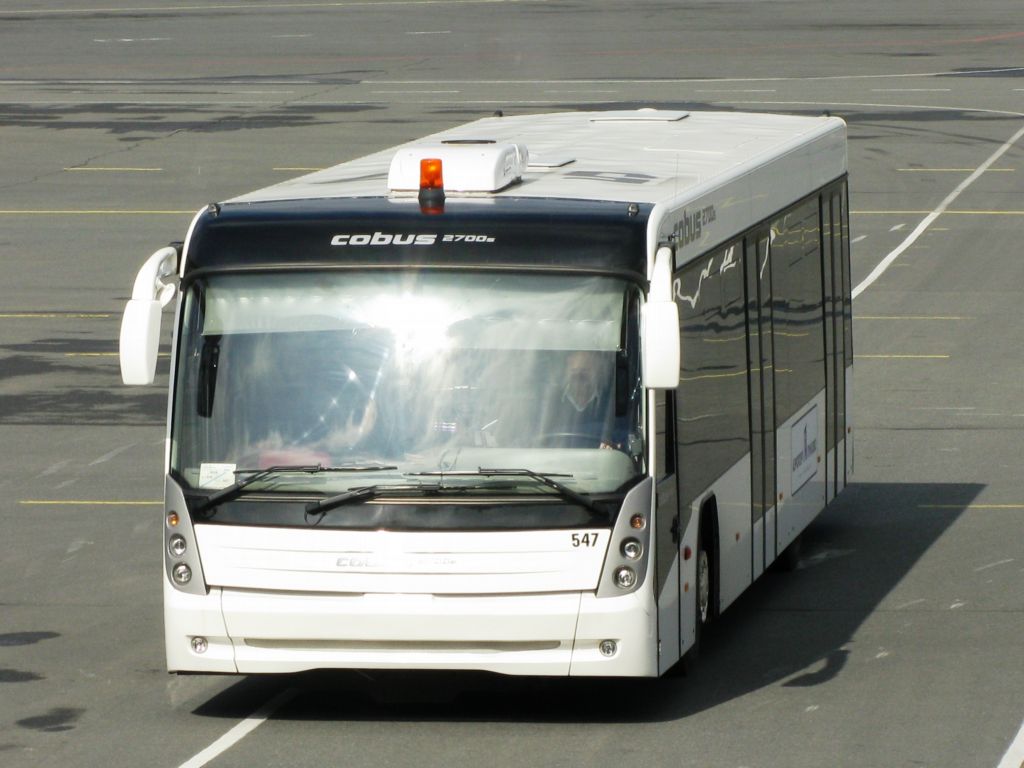 Санкт-Петербург, Cobus 2700S № 547