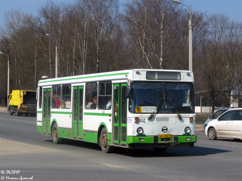 Псковская область, ЛиАЗ-5256.25 № 142