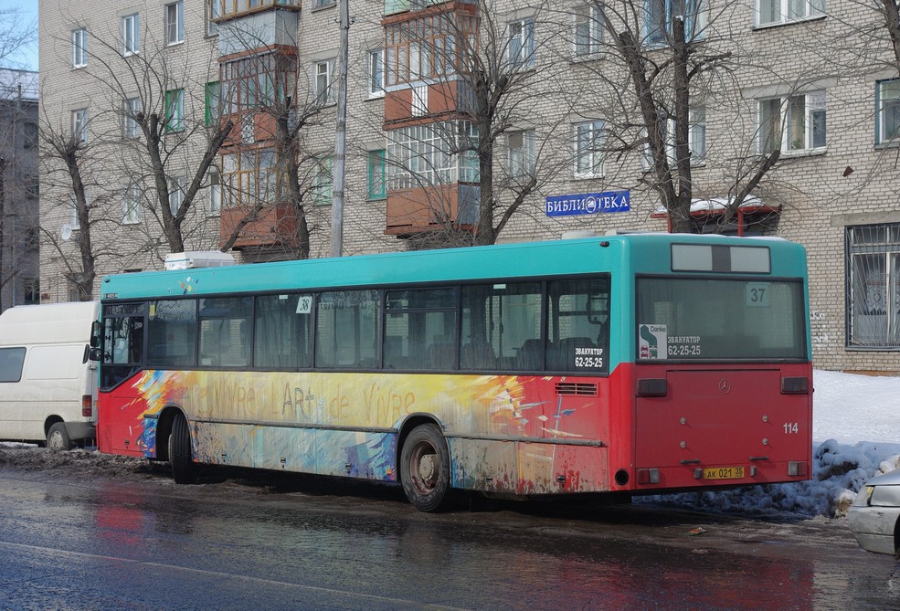 Вологодская область, Mercedes-Benz O405N № АК 021 35