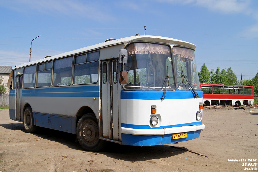 Вологодская область, ЛАЗ-695Т № АЕ 887 35; Вологодская область, Ikarus 256.54 № А 501 МН 35