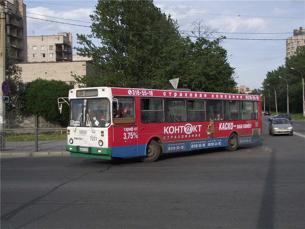 Szentpétervár, LiAZ-5256.25 sz.: 7221