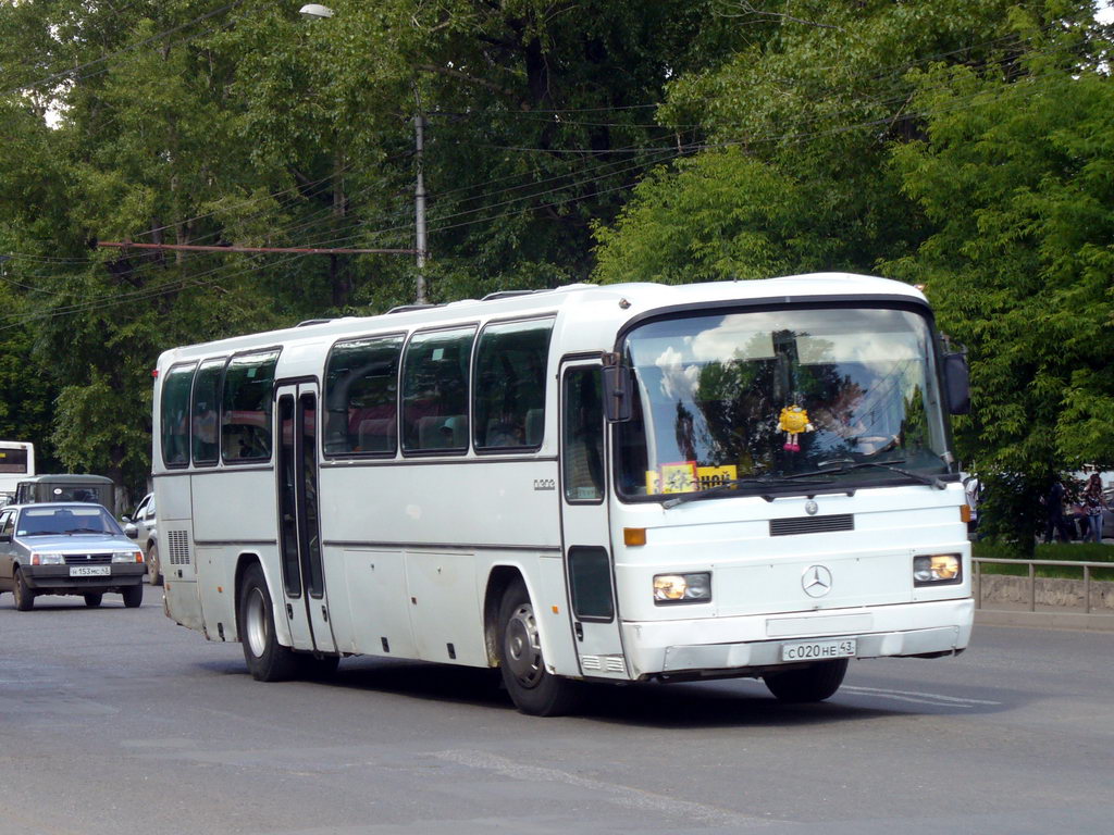 Кировская область, Mercedes-Benz O303-15KHP-L № С 020 НЕ 43