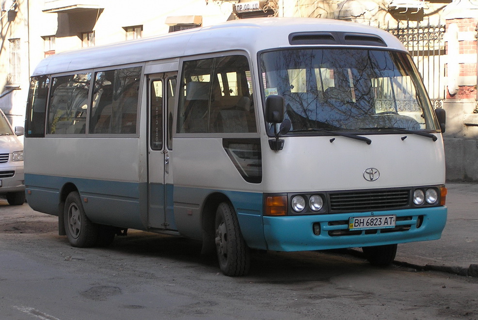 Одесская область, Toyota Coaster HZB50 № BH 6823 AT