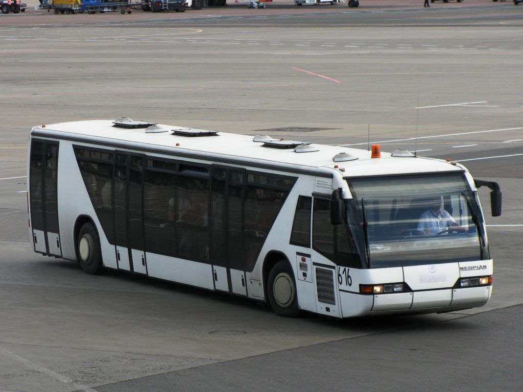 Москва, Neoplan N9012 № 616