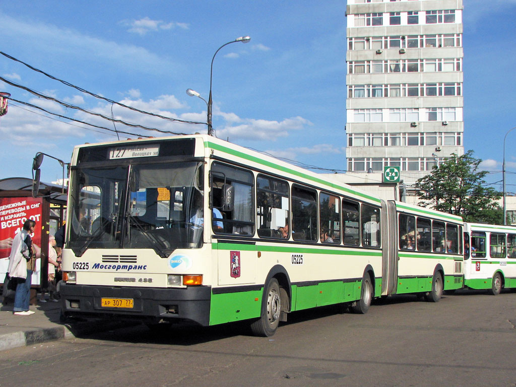 Москва, Ikarus 435.17 № 05225