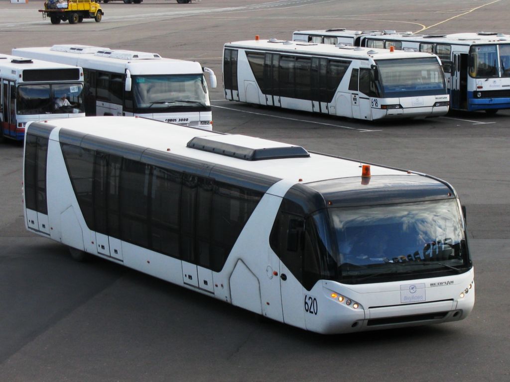 Москва, Neoplan P84 N9122L Apron № 620