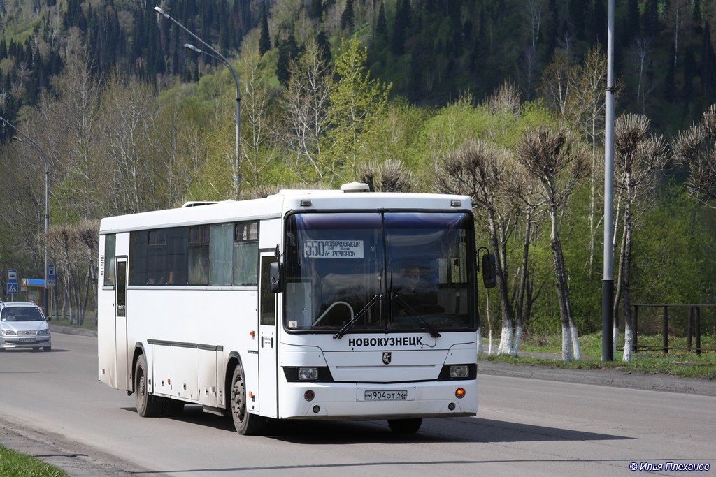 Автобус кемерово. Автобус Междуреченск Кемерово. Автобус Новокузнецк Междуреченск. Автобус Новокузнецк Кемерово. Междуреченск НЕФАЗ.