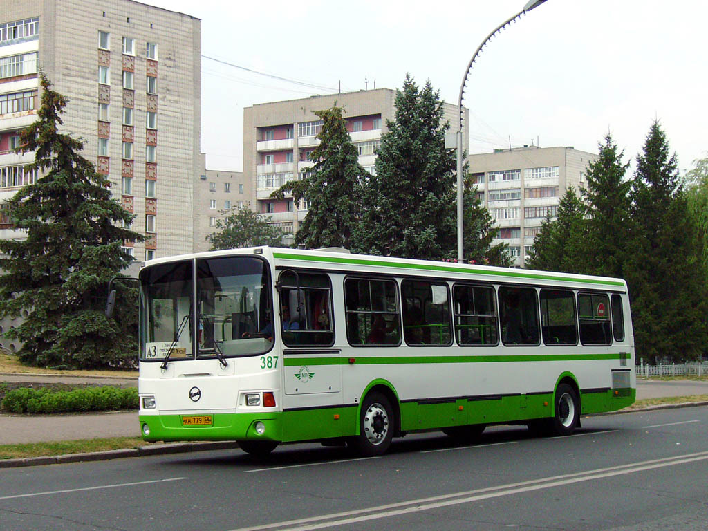 Penza region, LiAZ-5256.45 # 387