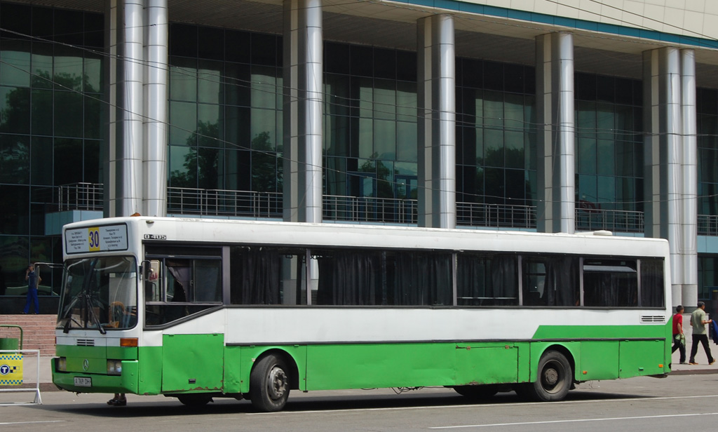 Ałmaty, Mercedes-Benz O405 Nr A 769 DH