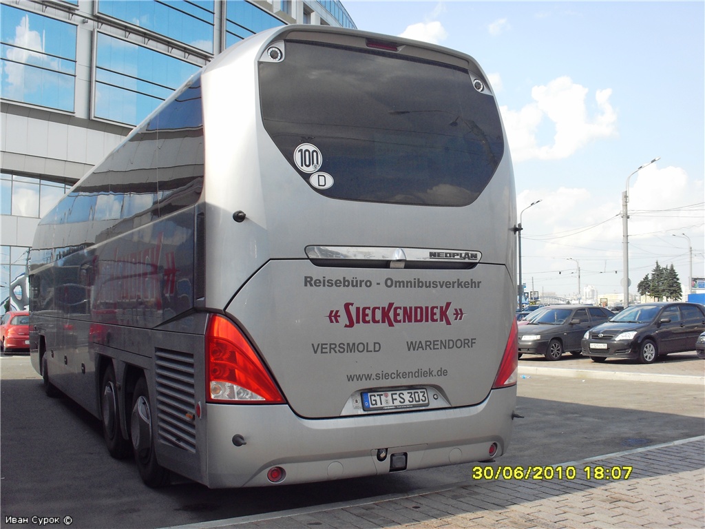 Észak-Rajna-Vesztfália, Neoplan P15 N1217HDC Cityliner HDC sz.: GT-FS 303