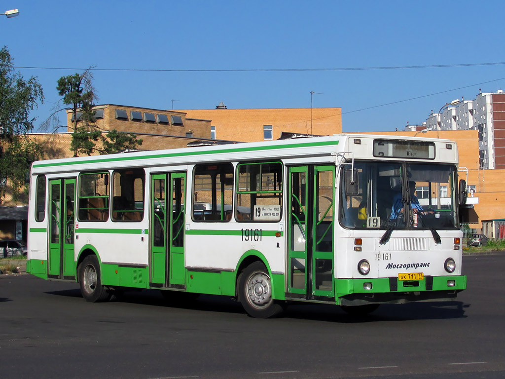 Moskau, LiAZ-5256.25 Nr. 19161