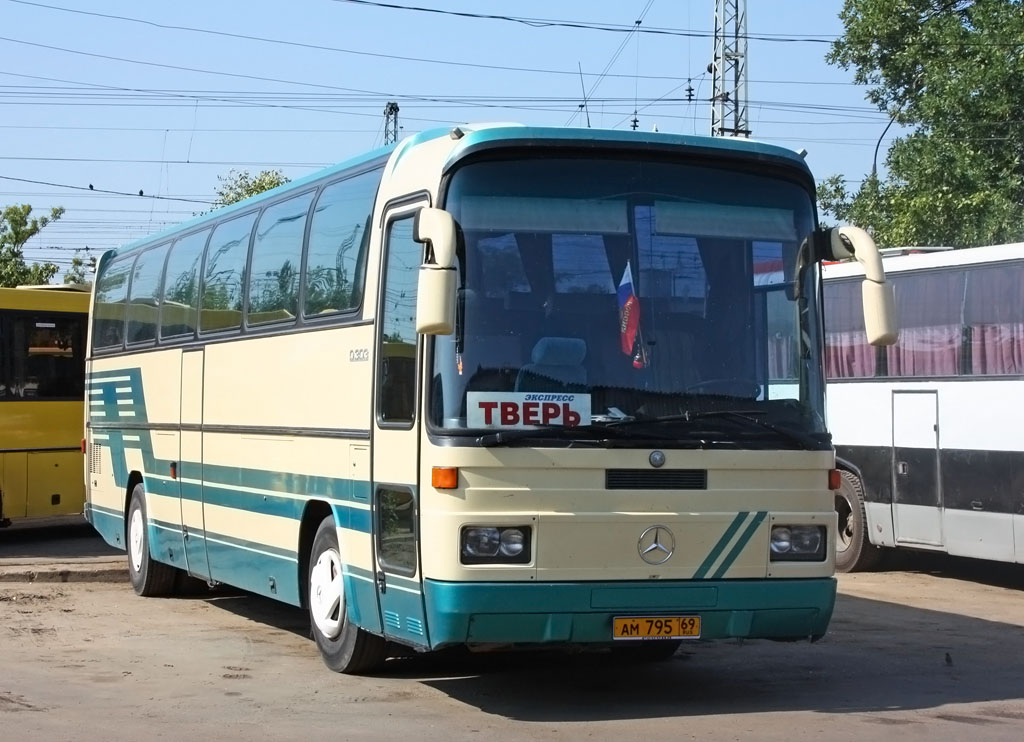 Тверская область, Mercedes-Benz O303-15RHD № АМ 795 69; Тверская область — Тверской автовокзал