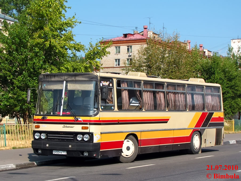 Moskva, Ikarus 256.50 č. Е 450 НА 177