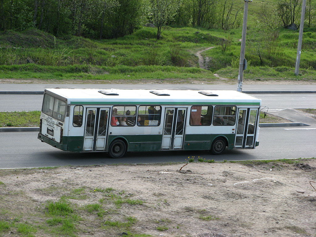 Sankt Peterburgas, LiAZ-5256.00 Nr. 5201