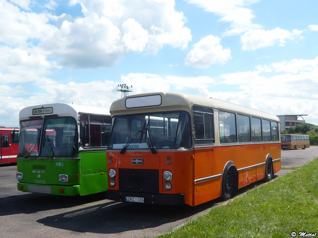 Литва, Van Hool AU124 № 032