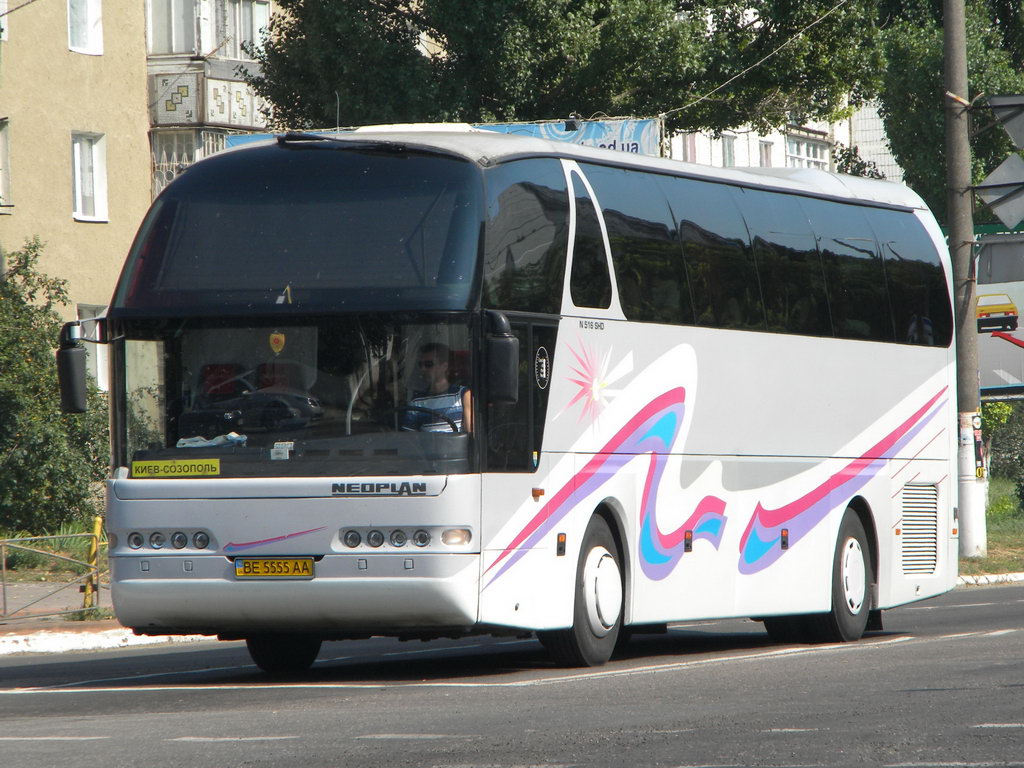 Mykolajivská oblast, Neoplan N516SHD Starliner č. BE 5555 AA