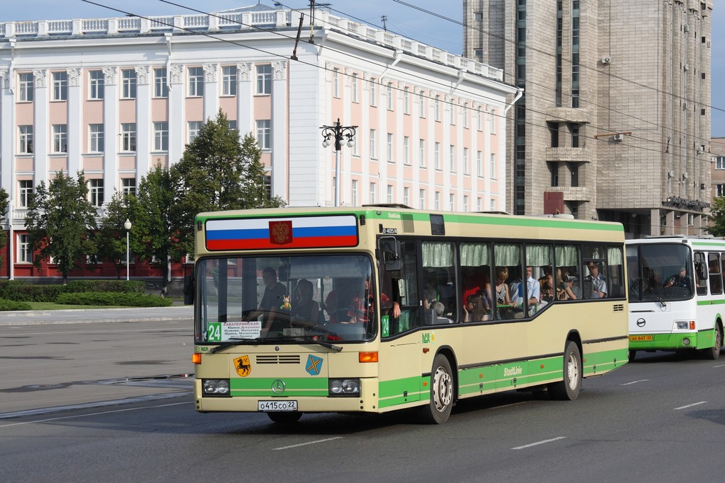 Алтайский край, Mercedes-Benz O405N2 № О 415 СО 22