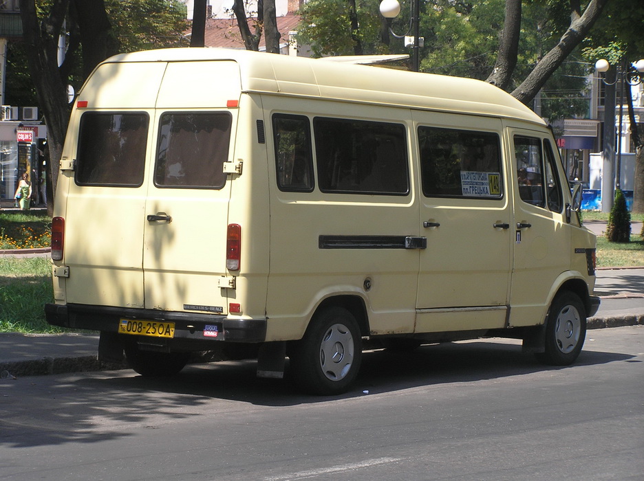 Одесская область, Mercedes-Benz T1 210D № 008-25 ОА