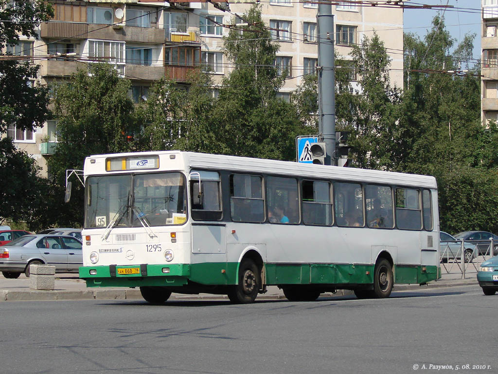 Санкт-Петербург, ЛиАЗ-5256.25 № 1295