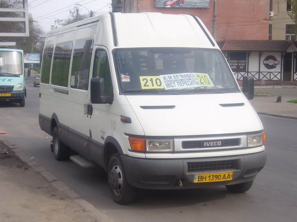 Одесская область, IVECO Daily 35C11 № BH 1390 AA