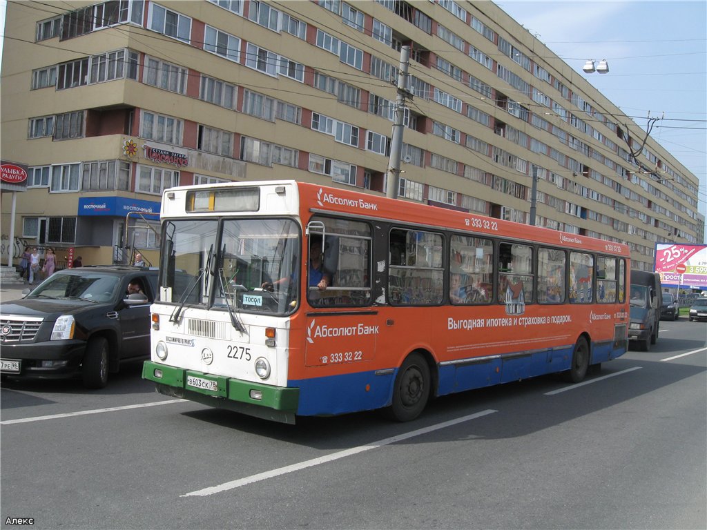 Sankt Petersburg, LiAZ-5256.25 Nr 2275