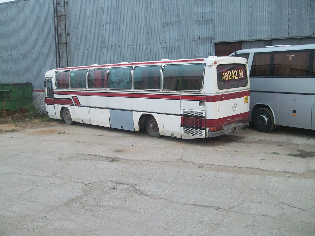 Калужская область, Mercedes-Benz O303-15RHH № АВ 242 40