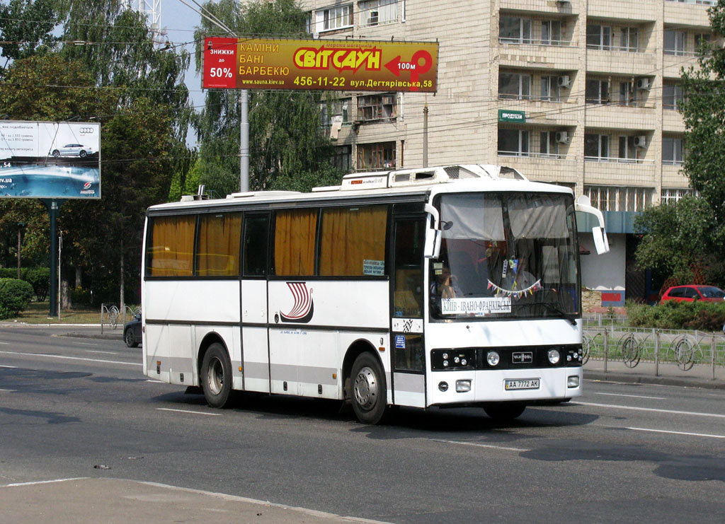 Киев, Van Hool T812 Alizée № AA 7772 AK