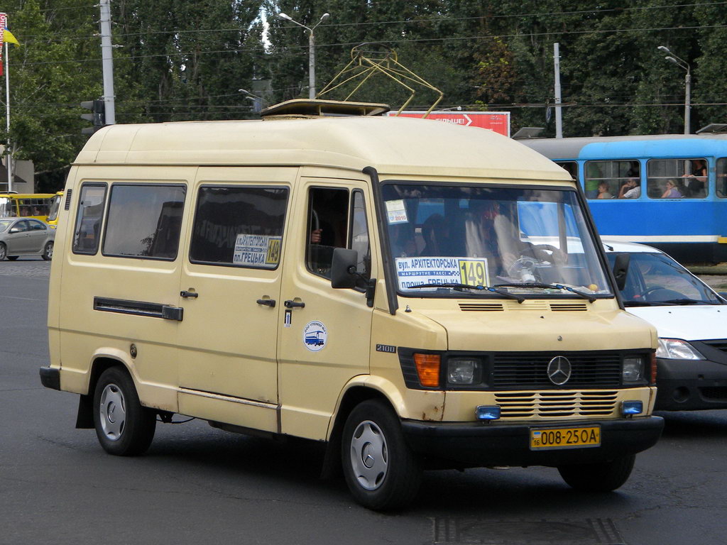 Одесская область, Mercedes-Benz T1 210D № 008-25 ОА