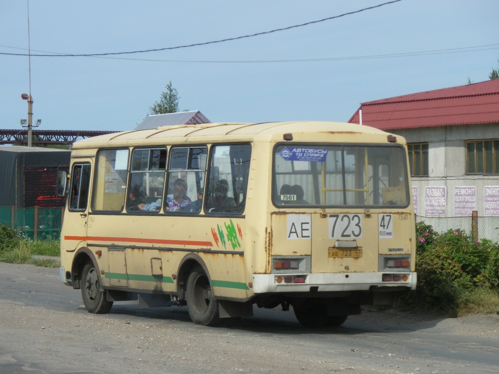 Ленинградская область, ПАЗ-32054-07 № 7561