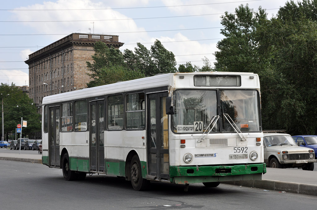 Санкт-Петербург, ЛиАЗ-5256.00 № 5592