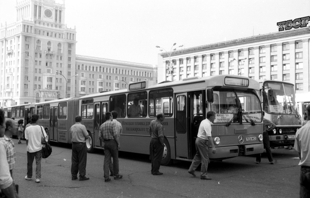 Москва, Mercedes-Benz O305G № 7026
