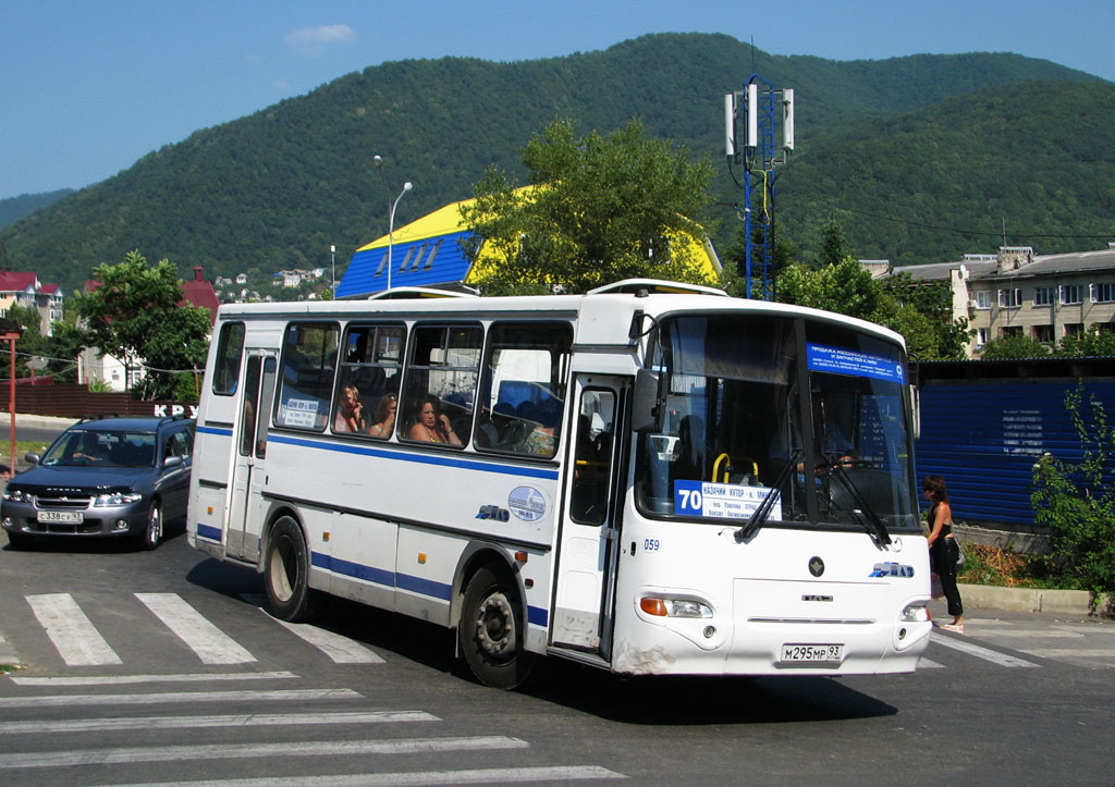 Выборг лазаревка автобус. Лазаревское автобусы 70. Маршрут 70 Лазаревское.