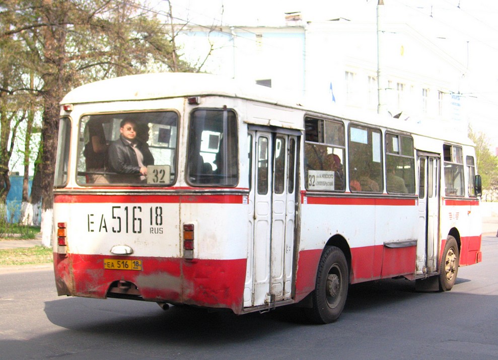 Удмуртия, ЛиАЗ-677М (БАРЗ) № ЕА 516 18