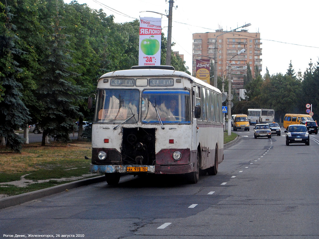 Автобусы города железногорска автобус. ЛИАЗ 677 Курская область. ЛИАЗ Курская область. ЛИАЗ 677 Железногорск Курская область. Ликинский Автобусный завод Железногор.