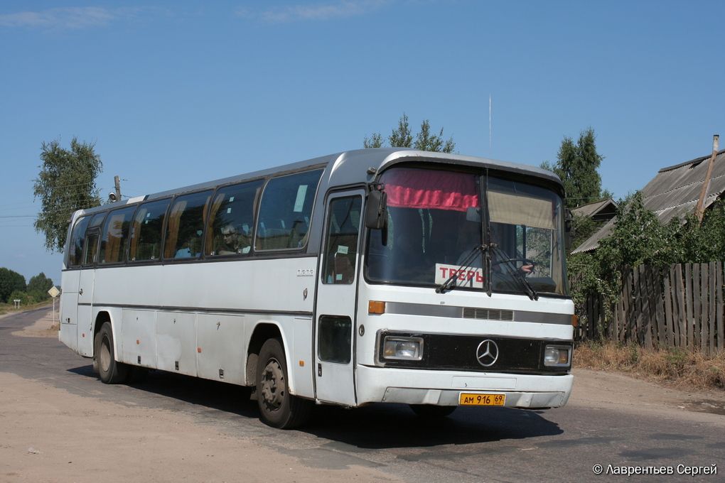 Тверская область, Mercedes-Benz O303-15KHP-A № АМ 916 69