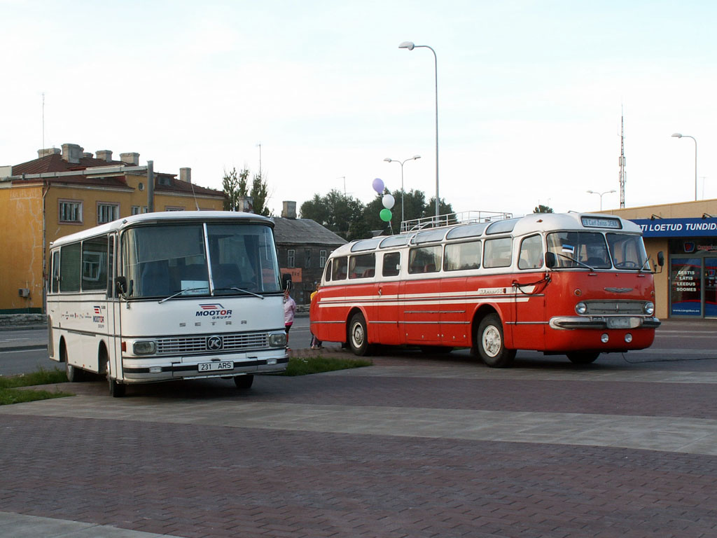 Естонія — Ежегодная выставка старых автобусов