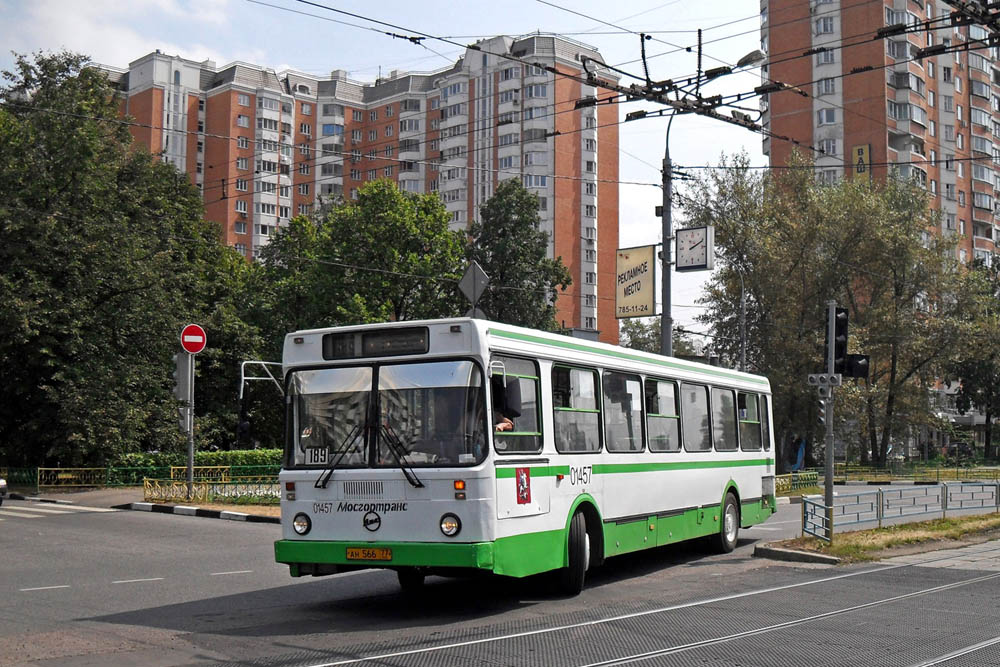 Moskva, LiAZ-5256.25 č. 01457