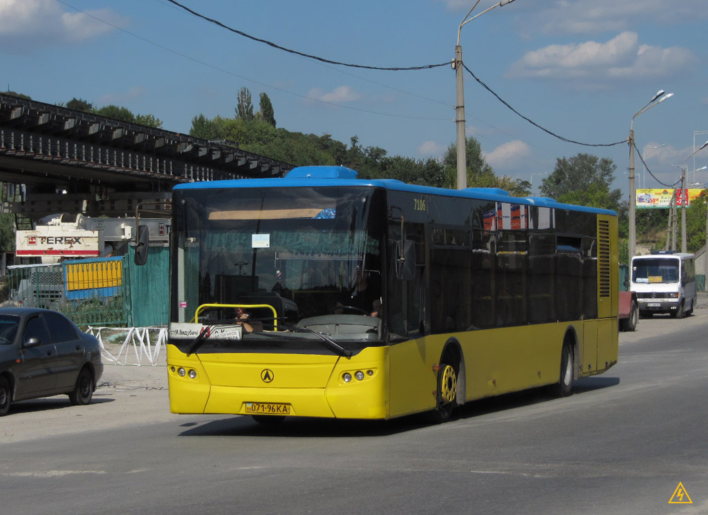 Киев, ЛАЗ A183D1 № 7106