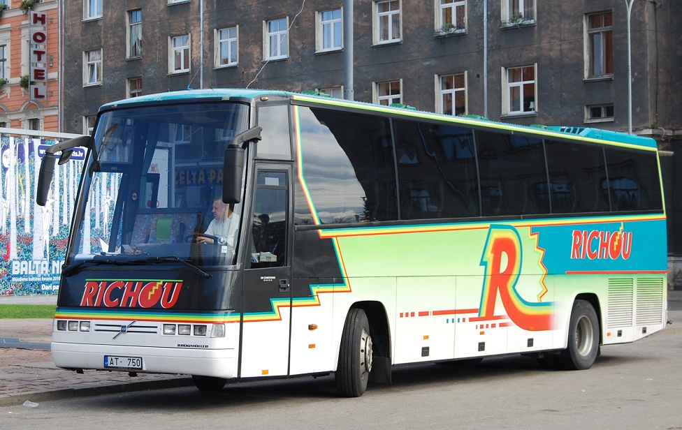 Латвия, Drögmöller EuroComet (Volvo B12-600) № AT-750