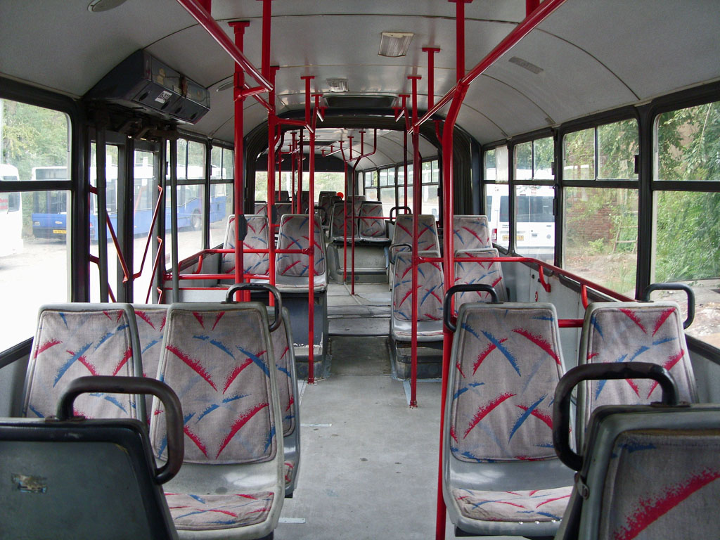Mercedes Benz o325 кабина