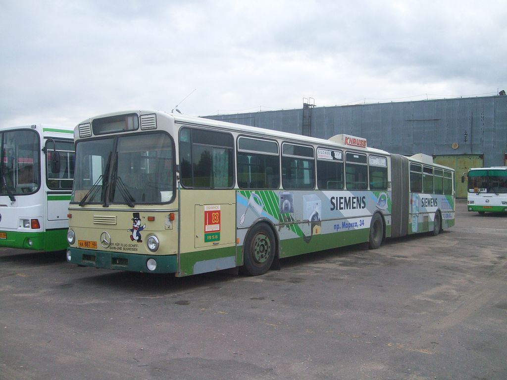 Kaluga region, Mercedes-Benz O305G # АА 887 40