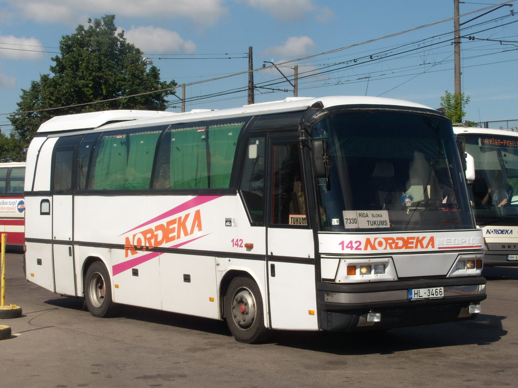 Латвия, Neoplan N208 Jetliner № 142