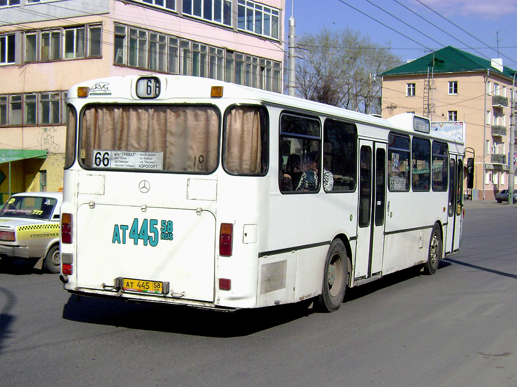 Пензенская область, Mercedes-Benz O305 № АТ 445 58