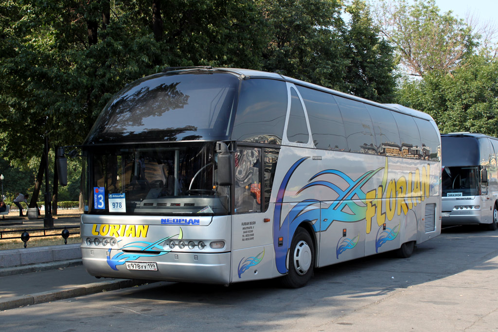 Москва, Neoplan N516SHD Starliner № Е 978 УУ 199