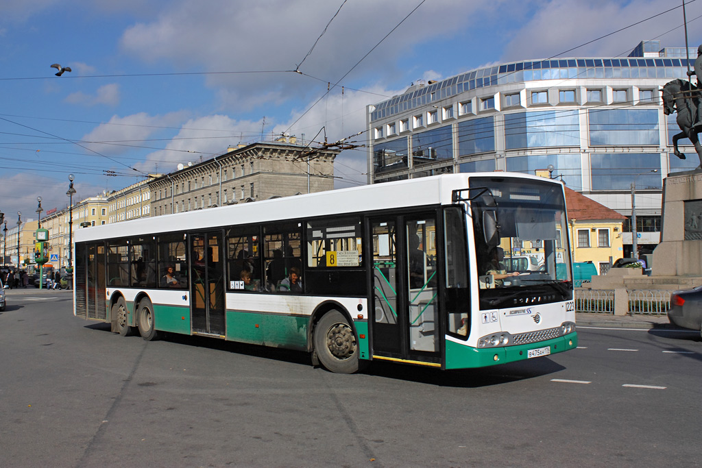 Санкт-Петербург, Волжанин-6270.06 