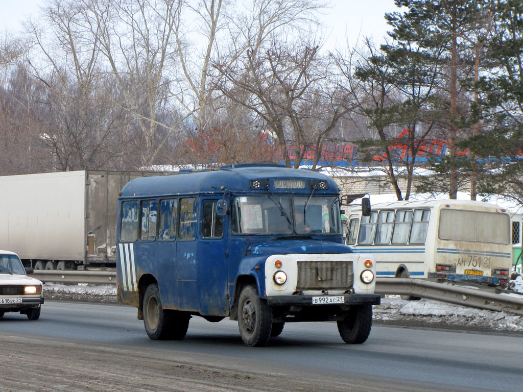 Чувашия, КАвЗ-3271 № В 992 АС 21; Чувашия, ПАЗ-3205 (00) № АН 751 21