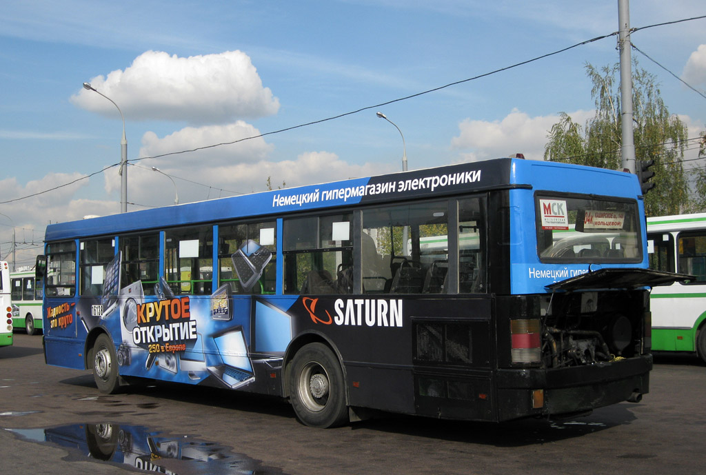 Moskva, Ikarus 415.33 č. 16138