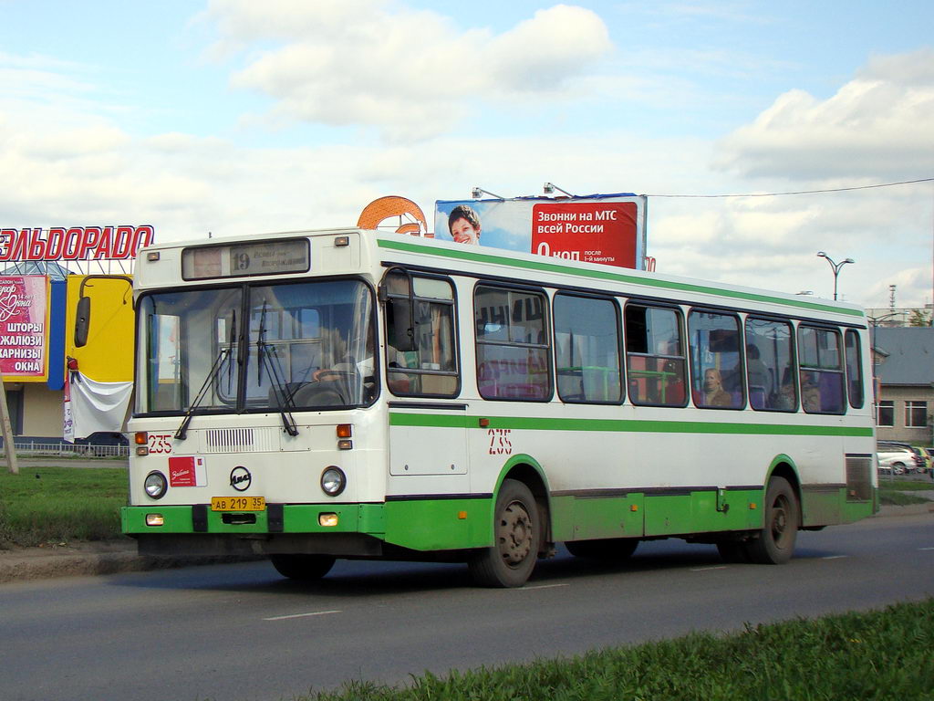 Вологодская область, ЛиАЗ-5256.40 № 235